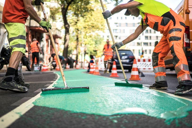 Radwegbeschichtung mit Kaltplastik