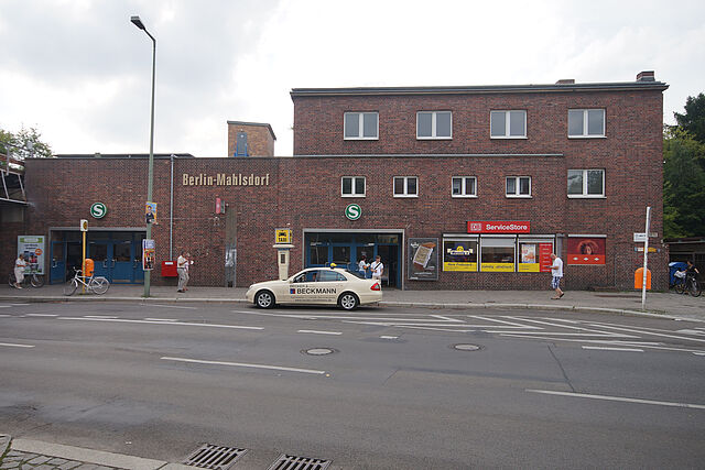 Ansicht des Bahnhofgebäudes Mahlsdorf