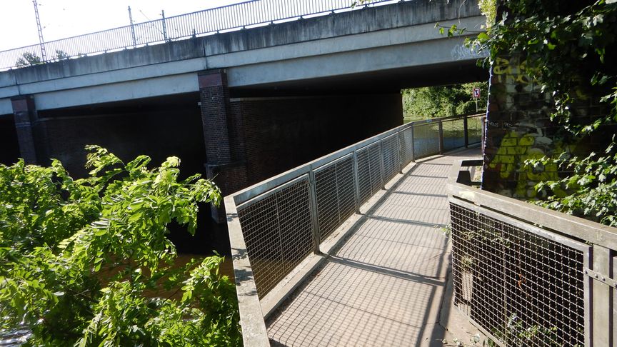 Unterführung an der Jungfernheidebrücke