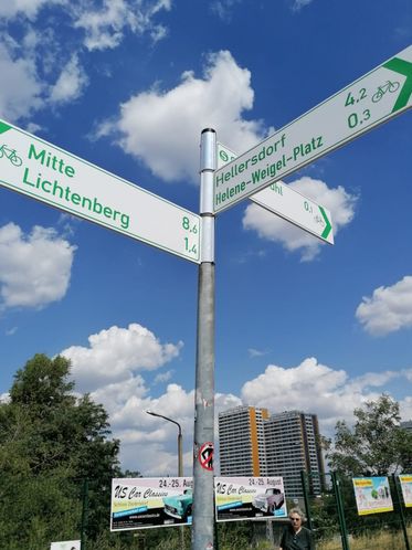 Wegweiser für Fahrradfahrer in Marzahn