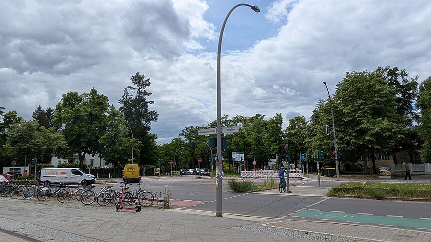 Kreuzung Thielallee/Habelschwerdter Allee