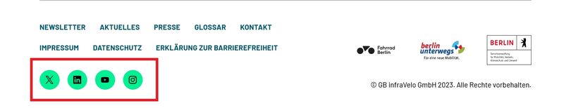 Screenshot des Footers auf der infraVelo-Website, eine rote Umrahmung hebt die Social Media Icons hervor