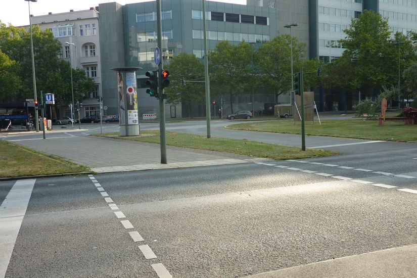 Straßenquerung Bundesallee Güntzelstraße