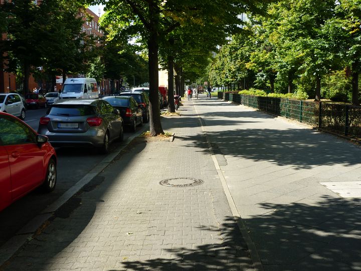 Radweg auf Oranienstraße