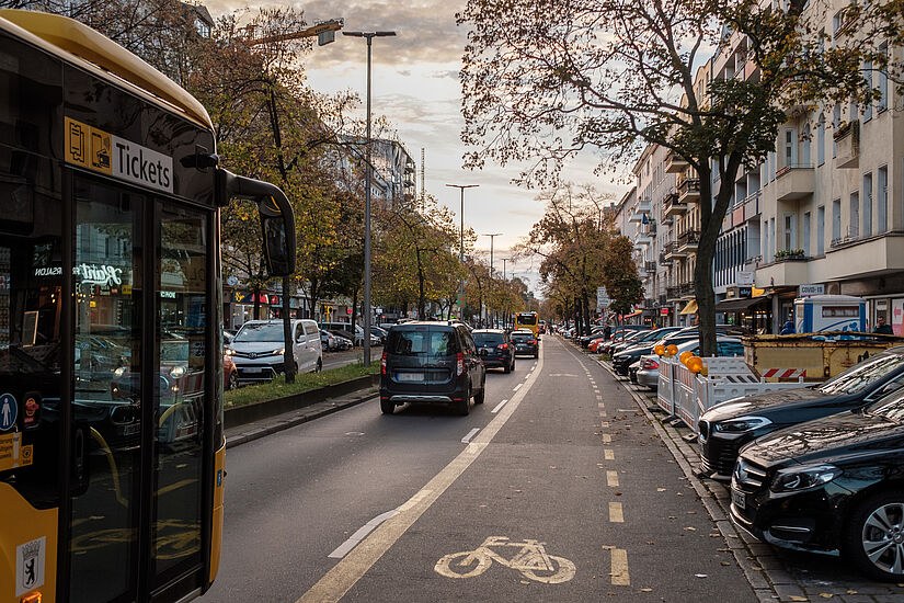 Temporäre Radfahrstreifen auf der Kantstraße