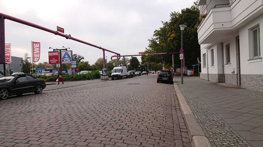 Revaler Straße gepflasterter Abschnitt