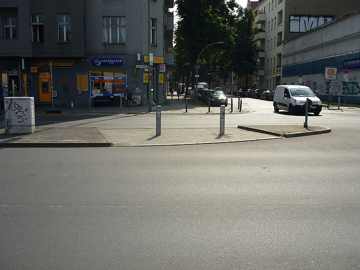 Sicht aus Ederstraße auf die Braunschweiger Straße