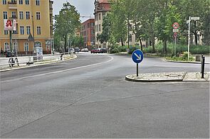 Verkehr auf Alfredstraße in Berlin Lichtenberg
