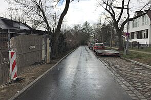 Asphaltierte Nebenstraße für komfortables Radfahren Anhaltiner Straße