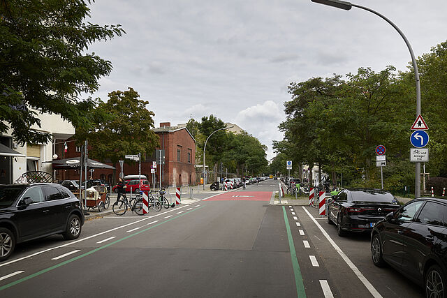 Eine markierte Fahrradstraße in Tempelhof-Schöneberg.
