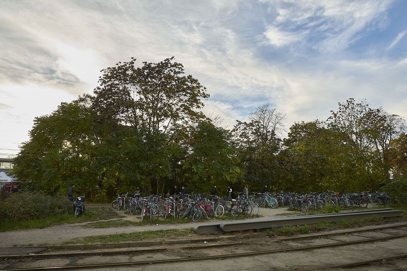 Fahrradbügel am Bahnhof Schöneweide