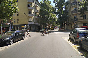 Asphaltierte Friedelstraße in Neukölln