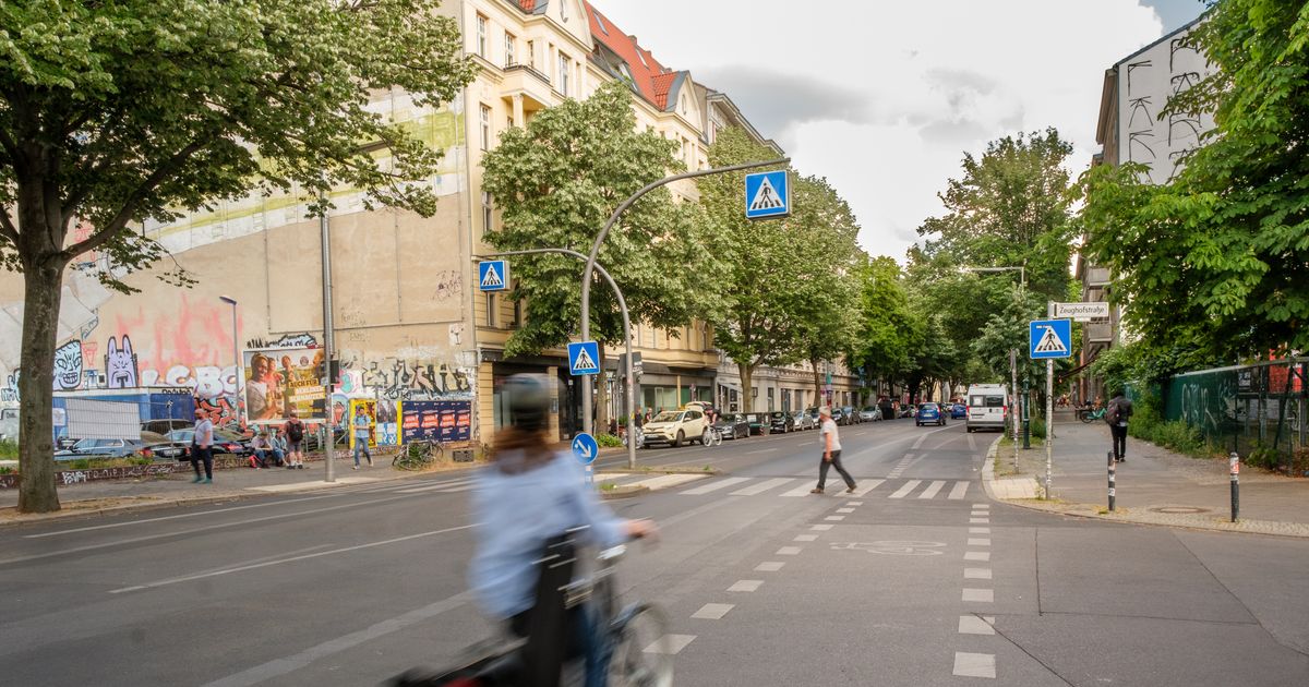 Geschützter Radfahrstreifen - Köpenicker Straße