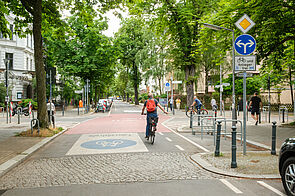 Belebte Fahrradstraße Handjerystraße Berlin