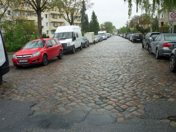 Kopfsteinpflaster Schönholzer Weg