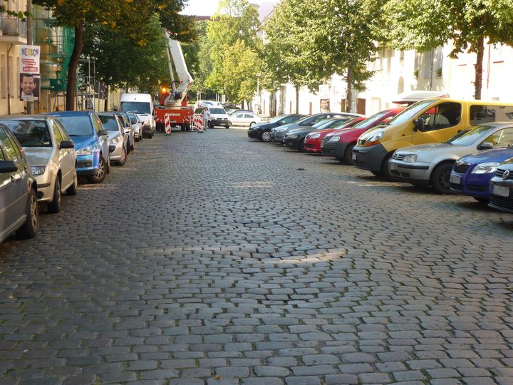 Kopfsteinpflaster auf Fanningerstraße