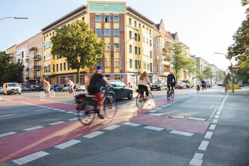 Markierter Kreuzungsbereich Katzbachstraße