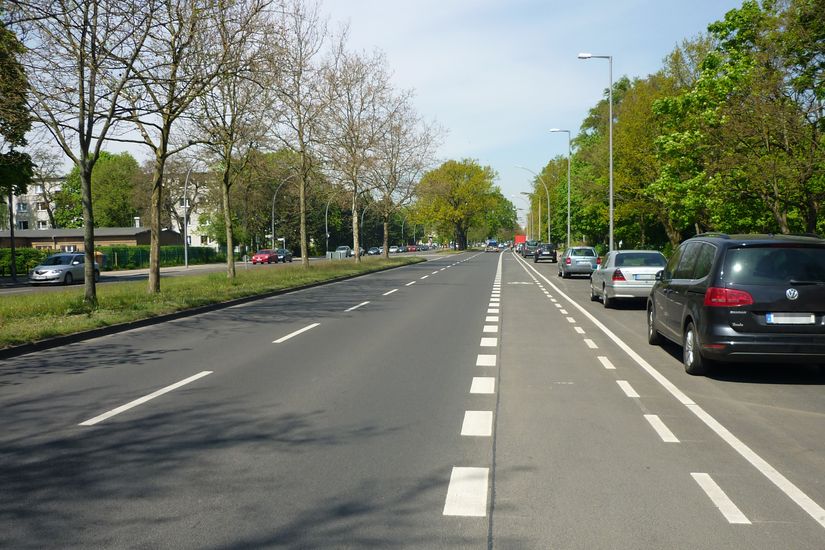 Radfahrstreifen An der Wuhlheide