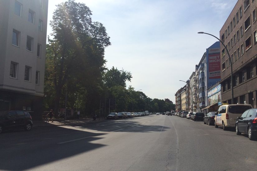 Hermannstraße in Neukölln ohne Radfahrstreifen