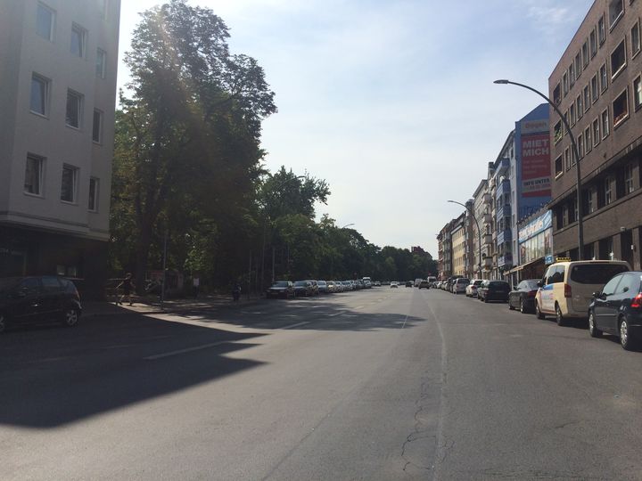 Hermannstraße in Neukölln ohne Radfahrstreifen